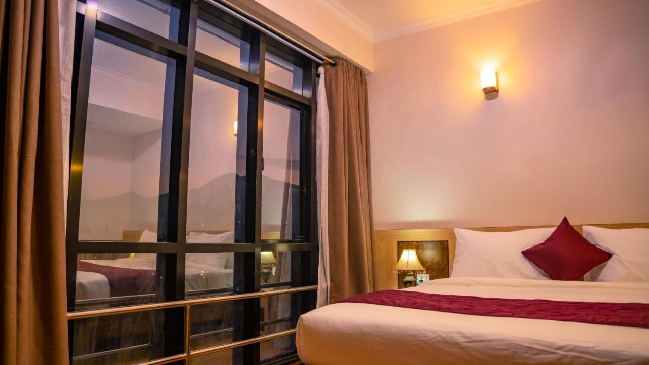 Drishya Hotel Kathmandu Exterior foto